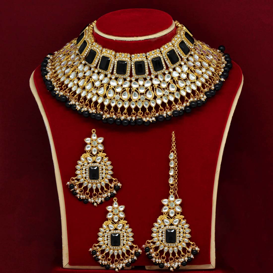 Black Color Kundan Necklace Set (KN886BLK) Jewellery GetGlit   