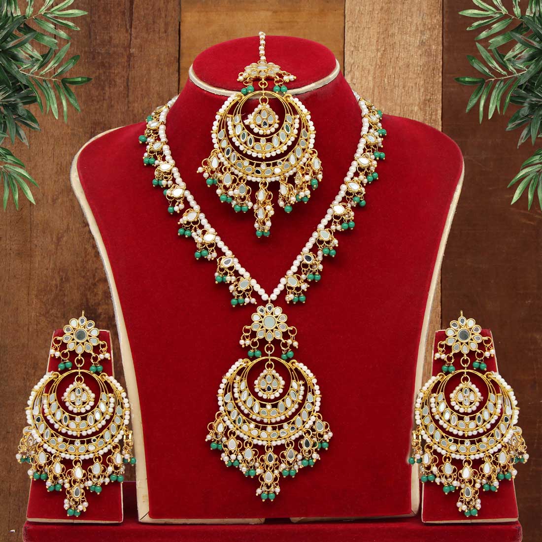 Green Color Kundan Mirror Necklaces Set