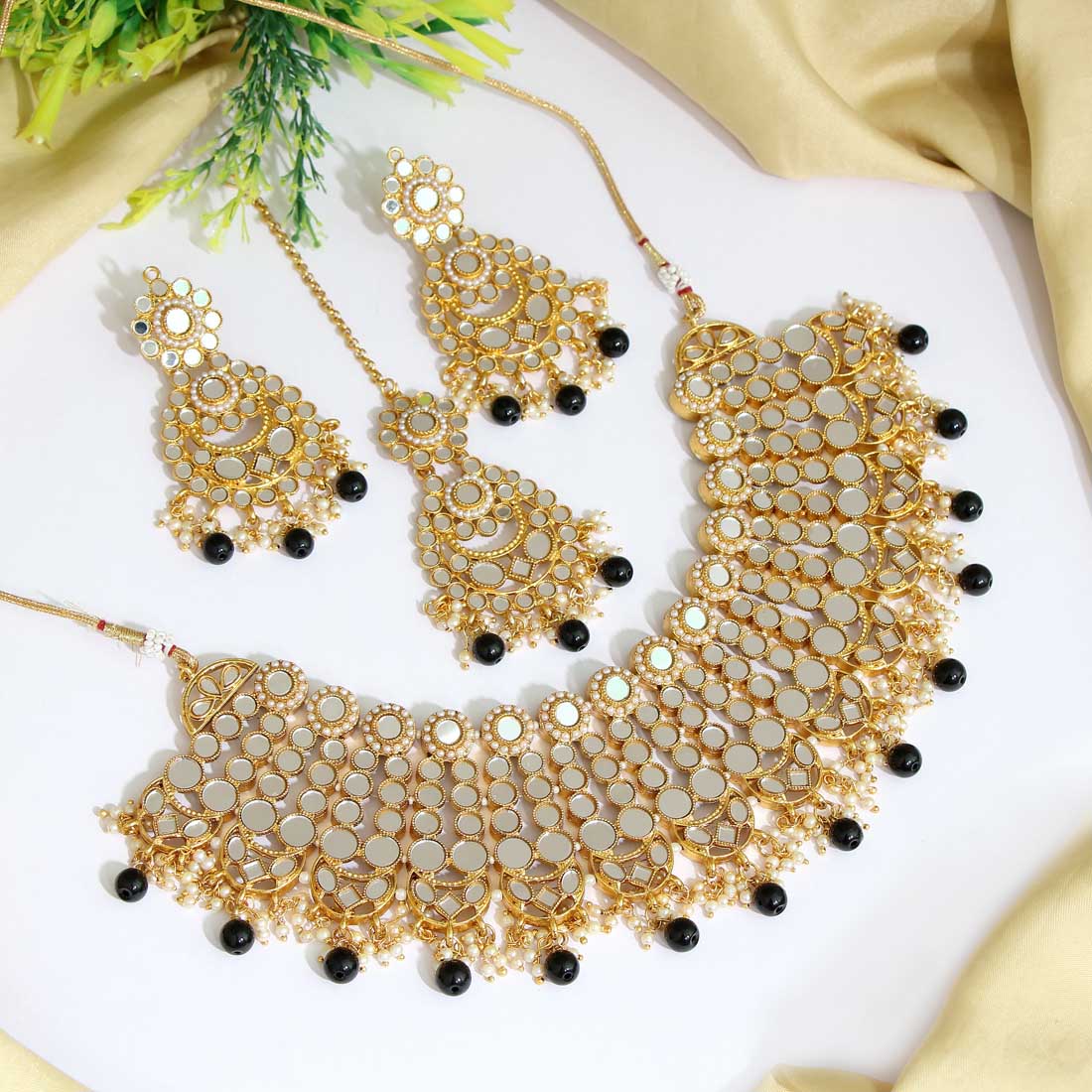 Black Color Kundan Mirror Necklaces Set  (MRN118BLK)