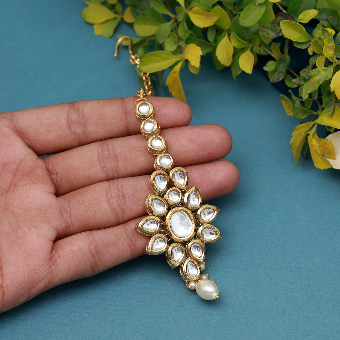 White Color Meena Work Kundan Maang Tikka (MTK559WHT)