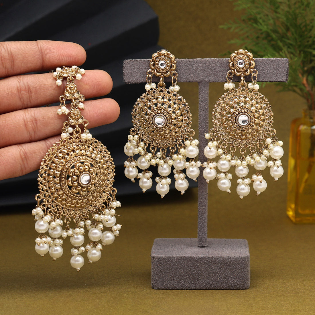 White Color Earrings With Maang Tikka (MTKE467WHT)