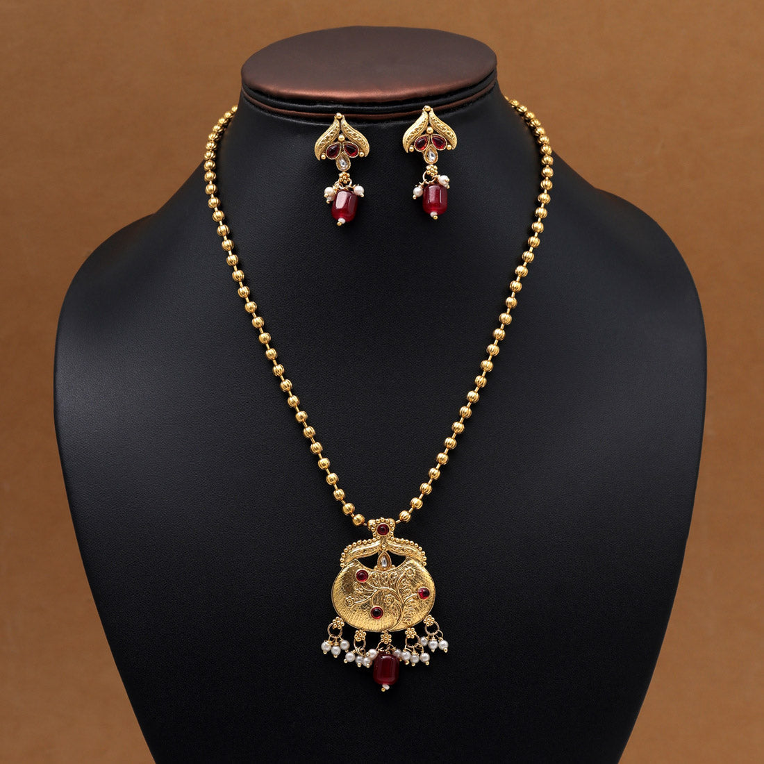 Maroon Color Kundan Pendant Set (PLKP180MRN) Jewellery GetGlit   