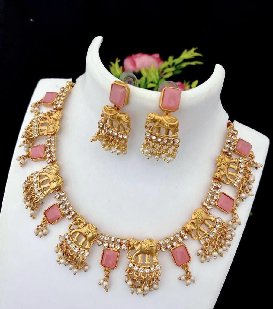 Generic Women's Gold Plated Temple Necklace and Necklace and Earrings Set (Pink, Free Size) Jewels Generic   